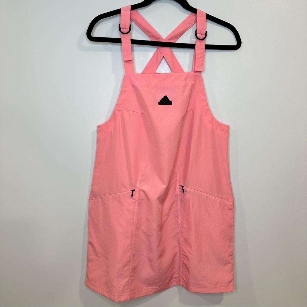 adidas Women's  Adjustable Streps Square Neck Dress Zip Pockets Size XS NWT